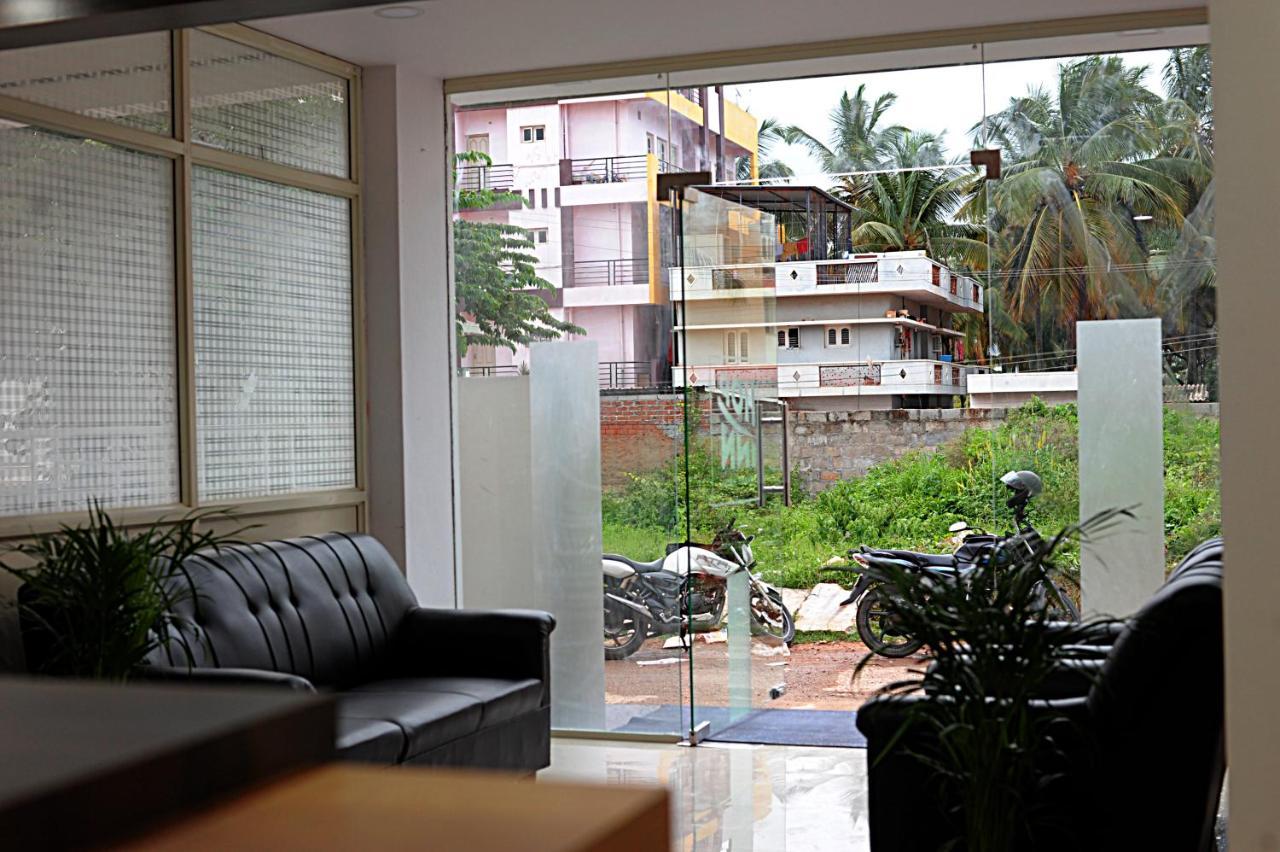 Airport Bliss Boutique Hotel Yelahanka Eksteriør billede