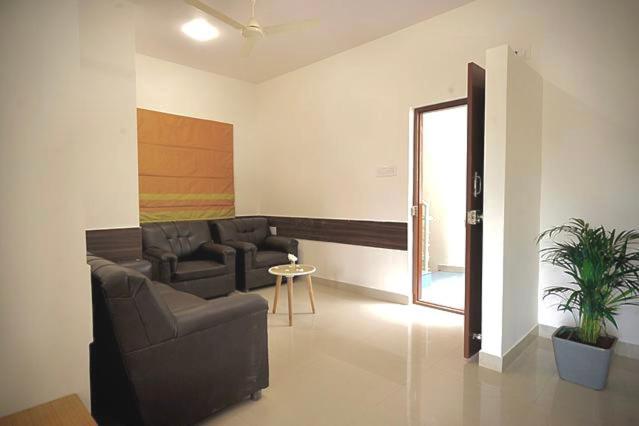 Airport Bliss Boutique Hotel Yelahanka Eksteriør billede